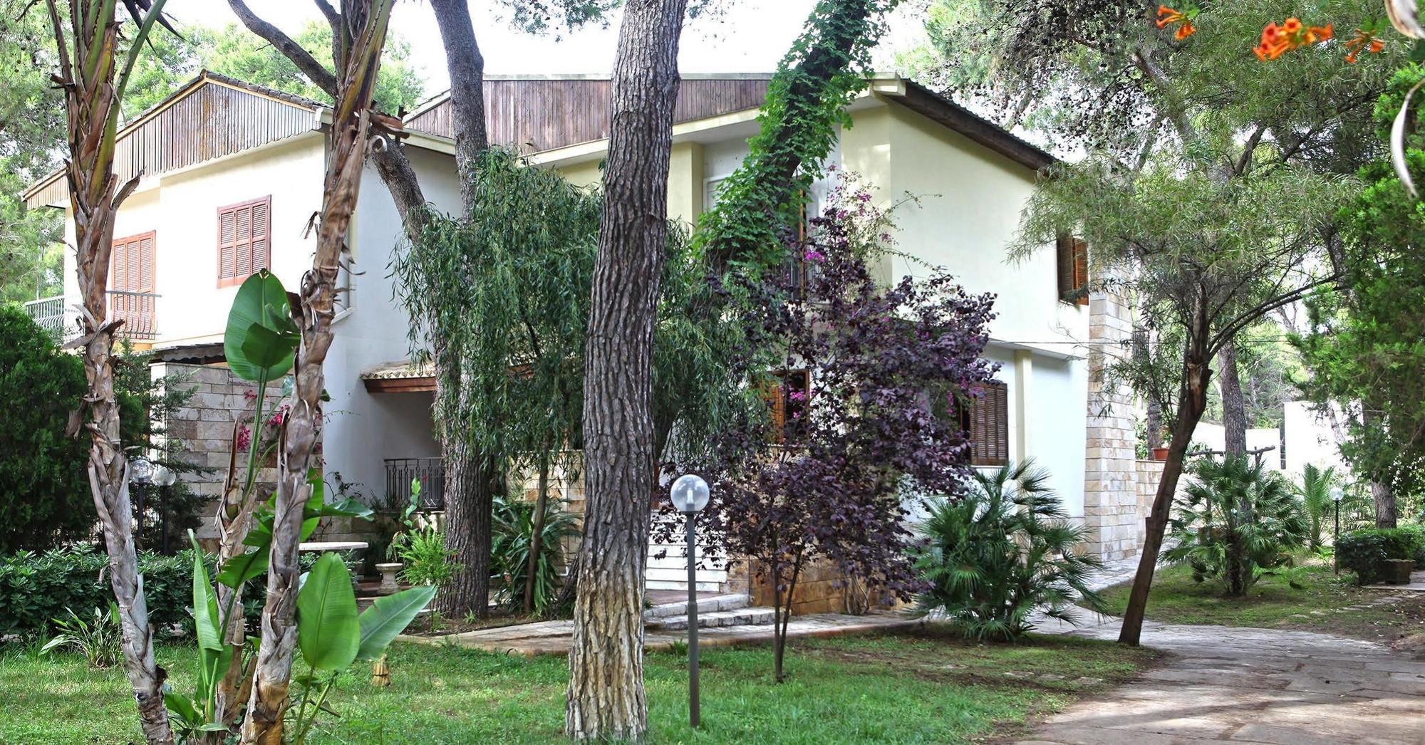 B&B Viale Dei Pini Castellaneta Marina Zewnętrze zdjęcie